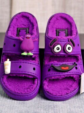 New! Size: 7 Women/5 Men| Crocs McDonald's Classic Cozzzy "Grimace" 209392-510